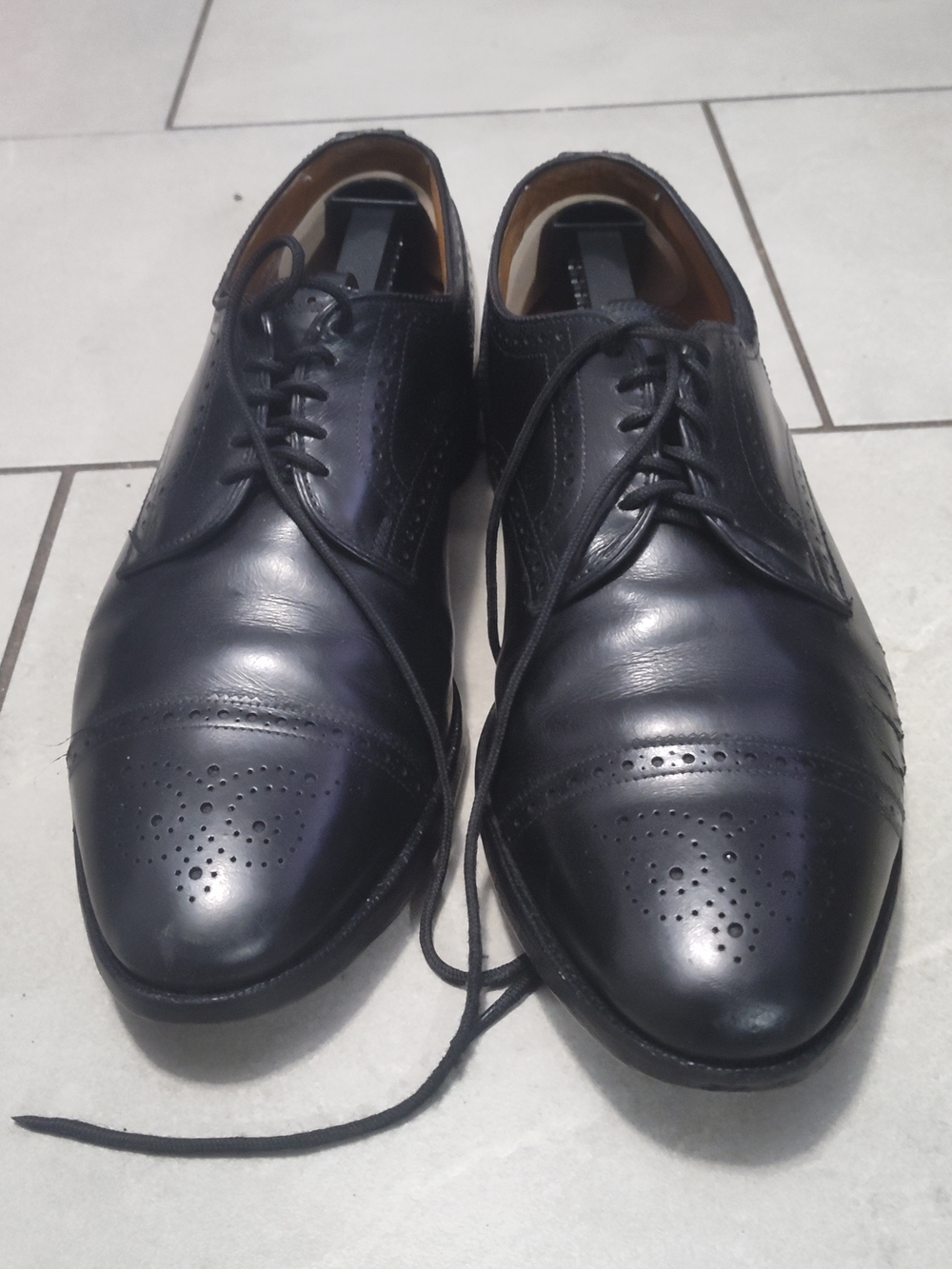 Allen Edmonds Black Semi-Brogue Sanford Sz 12